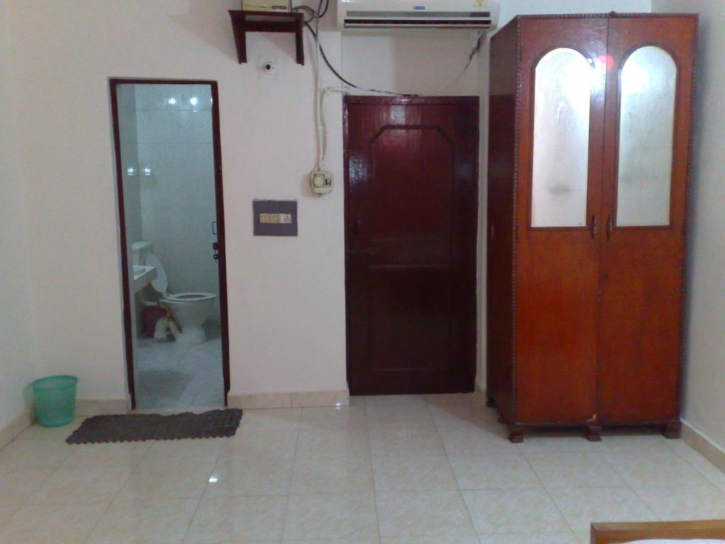 Grg Shanti Guest House Varanasi Near Manikarnika Ghat Quarto foto